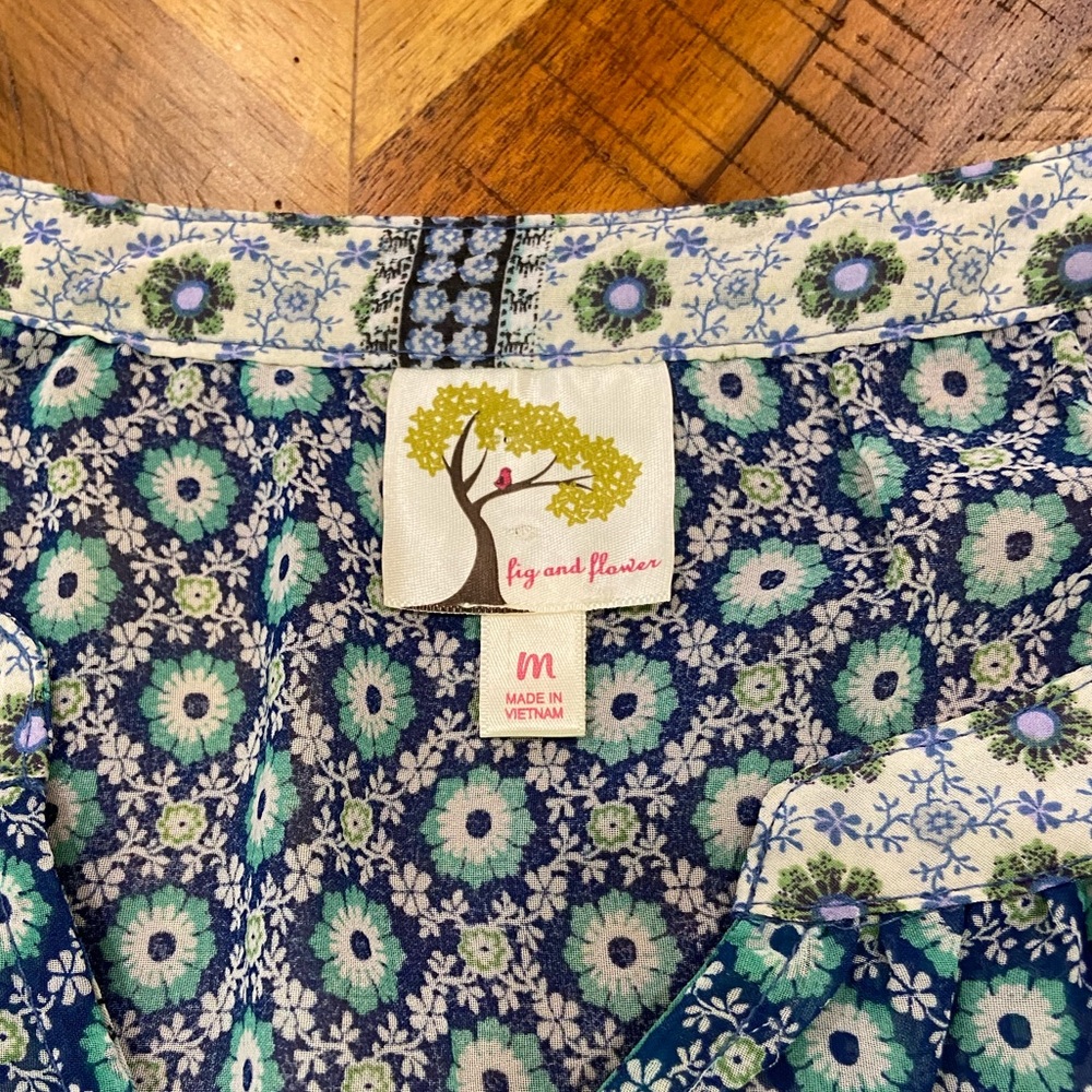 Anthropologie Fig & Flower Sheer Button-down Top - Picture 4 of 5
